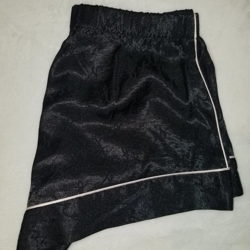 Victoria Secret PJ'S - Picture 5 of 7